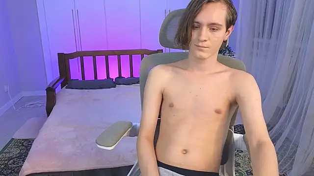 Snapshot of nikompell chatting on January 2025 03:09:02 AM nikompell online show from January 2025 03:09:02 AM