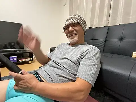 Grandpa29hijii online show from October 2025 01:18:02 PM