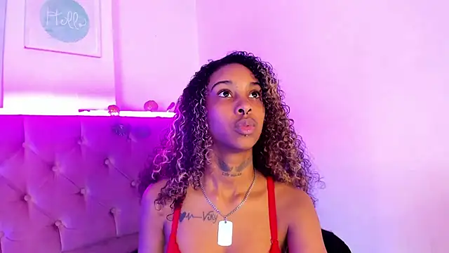 Triipsy online show from January 2025 10:40:01 PM