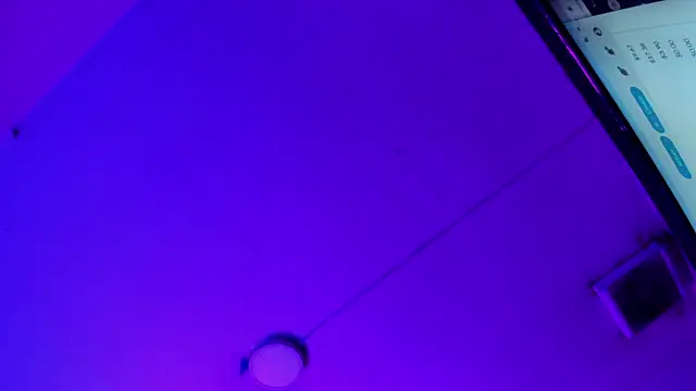 Triipsy online show from January 2025 01:52:01 AM