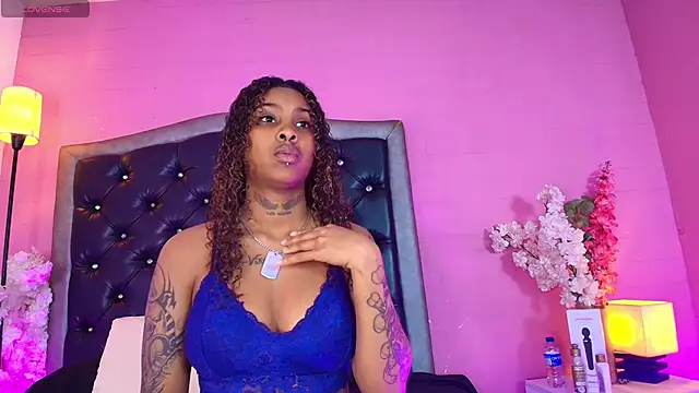 Triipsy online show from September 2025 07:15:02 PM