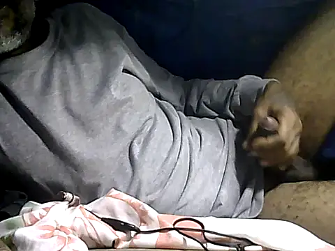 Snapshot of rootsf chatting on October 2025 10:20:02 PM rootsf online show from October 2025 10:20:02 PM