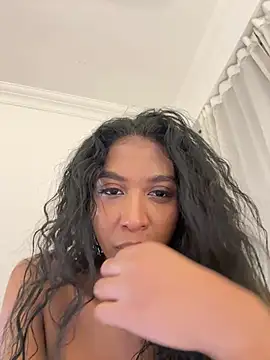 IamCrystal2 online show from May 2026 11:56:01 PM