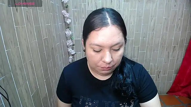 Snapshot of solyeria chatting on May 2026 04:30:02 AM solyeria online show from May 2026 04:30:02 AM