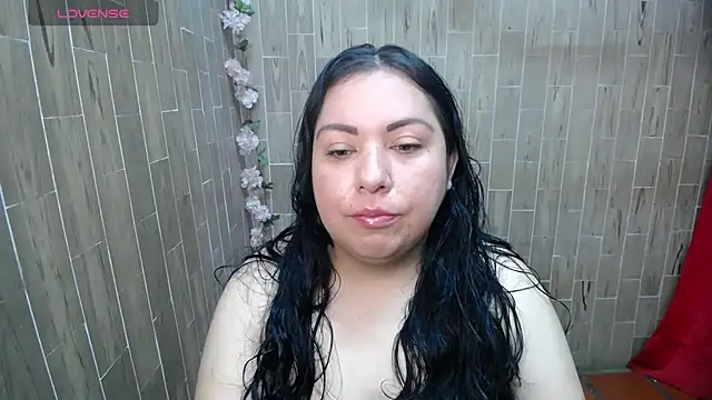 Snapshot of solyeria chatting on May 2026 01:28:02 PM solyeria online show from May 2026 01:28:02 PM