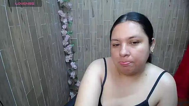 Snapshot of solyeria chatting on May 2026 06:09:01 PM solyeria online show from May 2026 06:09:01 PM