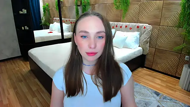Snapshot of TrueReincarnation chatting on June 2026 04:20:01 PM TrueReincarnation online show from June 2026 04:20:01 PM