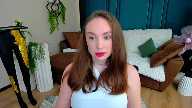 Snapshot of TrueReincarnation chatting on June 2026 07:29:01 PM TrueReincarnation online show from June 2026 07:29:01 PM