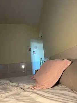 Snapshot of Bia_sexynovaes chatting on January 2025 06:35:01 PM Bia sexynovaes online show from January 2025 06:35:01 PM