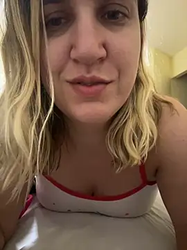 Snapshot of Bia_sexynovaes chatting on November 2025 02:44:02 AM Bia sexynovaes online show from November 2025 02:44:02 AM