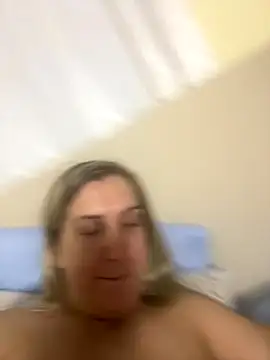 Snapshot of Bia_sexynovaes chatting on November 2025 01:20:02 AM Bia sexynovaes online show from November 2025 01:20:02 AM