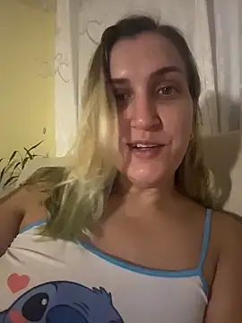 Snapshot of Bia_sexynovaes chatting on February 2026 01:40:02 AM Bia sexynovaes online show from February 2026 01:40:02 AM