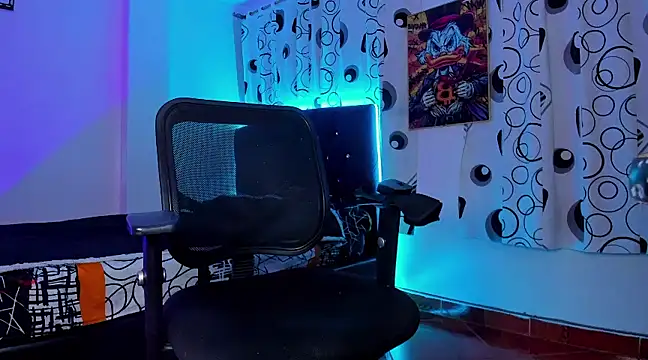 Snapshot of Giomar_Reyes chatting on December 2024 05:42:02 AM Giomar Reyes online show from December 2024 05:42:02 AM