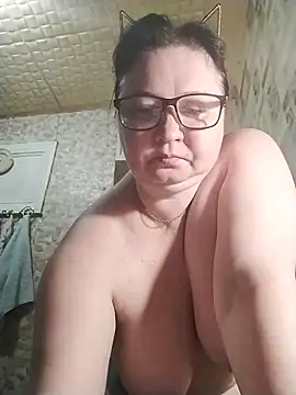 Holly-69 online show from May 2026 05:55:02 PM