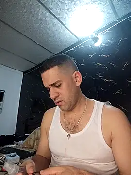 Snapshot of CRISTHIAN_GREY01 chatting on January 2026 05:49:02 PM CRISTHIAN GREY01 online show from January 2026 05:49:02 PM