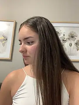 imlindapink online show from January 2025 07:00:02 PM