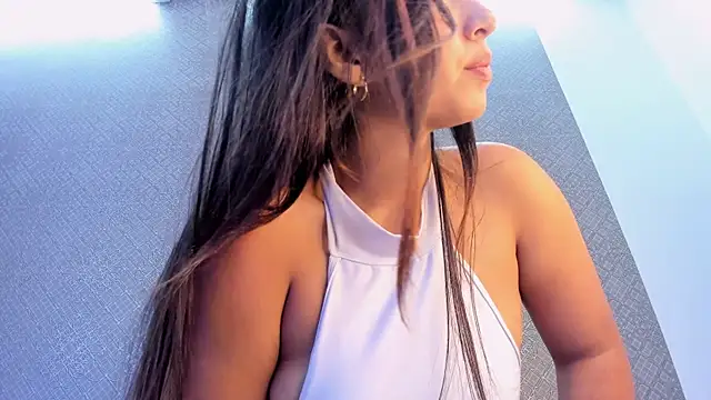 Snapshot of Valery_Foxx_ chatting on December 2024 03:08:02 PM Valery Foxx online show from December 2024 03:08:02 PM