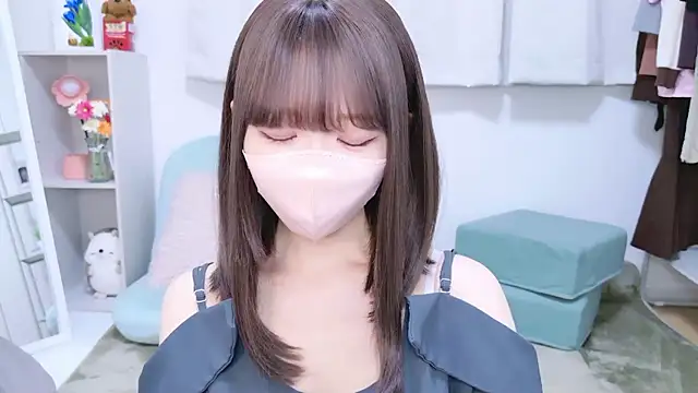 328 mitsuha online show from September 2025 10:38:02 AM