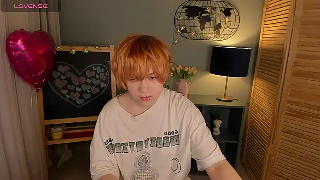 fiamoory online show from February 2025 04:39:02 AM