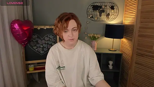 fiamoory online show from March 2025 04:17:02 AM