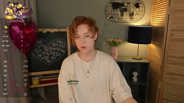 fiamoory online show from March 2025 01:31:02 AM