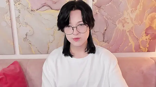 fiamoory online show from September 2025 01:05:01 AM