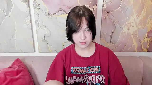 fiamoory online show from May 2026 01:33:01 AM