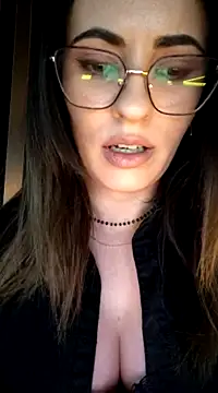 saidaskye online show from March 2025 09:27:02 PM