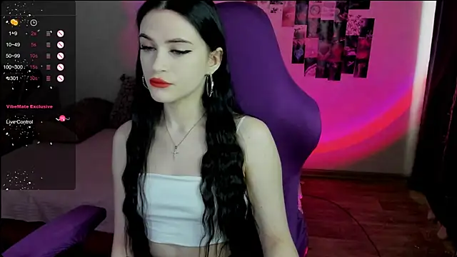 Molly Crystall online show from March 2025 02:36:01 AM