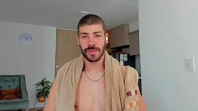 Guyinthemountain online show from January 2025 03:07:01 PM