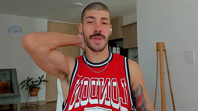 Guyinthemountain online show from January 2025 01:28:01 PM