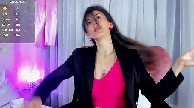 Snapshot of _jade_white_ chatting on January 2025 12:56:01 PM jade white online show from January 2025 12:56:01 PM