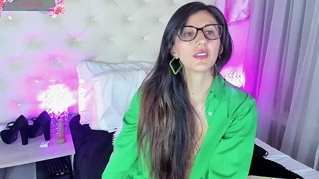 Snapshot of _jade_white_ chatting on March 2025 03:41:01 PM jade white online show from March 2025 03:41:01 PM