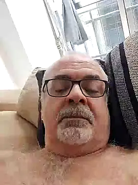 Satiro Sevilla online show from October 2025 05:21:02 PM