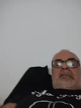 Satiro Sevilla online show from April 2026 10:03:01 PM