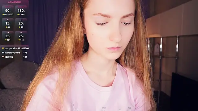 EsmaCarll online show from January 2025 02:20:01 AM