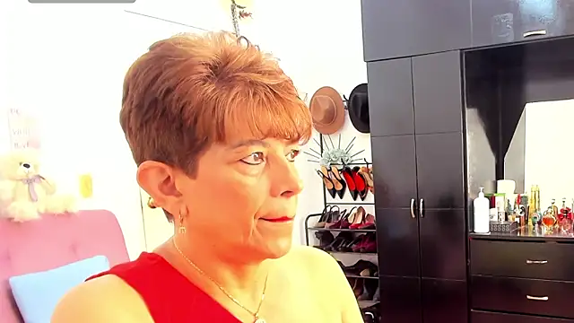 Angelina Stone 65 online show from September 2025 01:13:01 PM