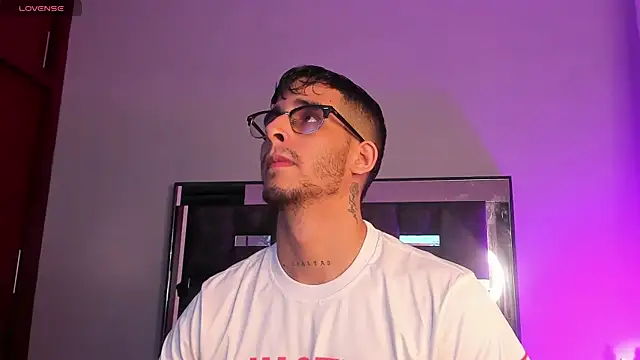 iamcamiloo  online show from March 2025 04:24:02 AM