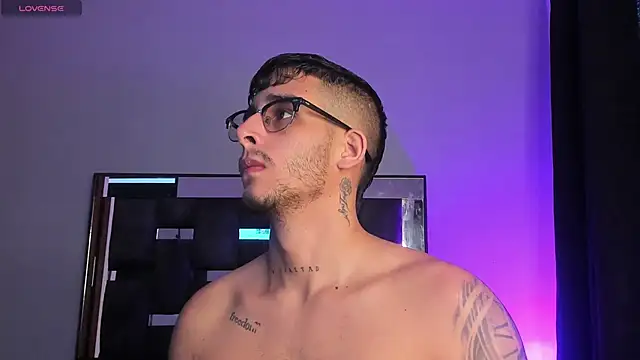 iamcamiloo  online show from March 2025 12:50:02 PM