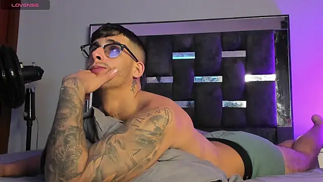 iamcamiloo  online show from March 2025 03:53:02 AM