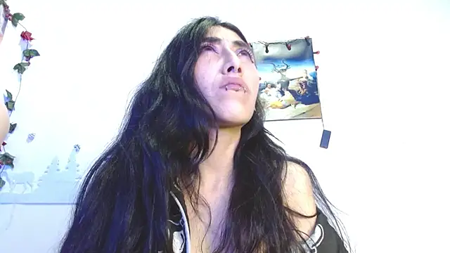 Snapshot of Asterothxznikki chatting on December 2024 10:10:02 AM Asterothxznikki online show from December 2024 10:10:02 AM