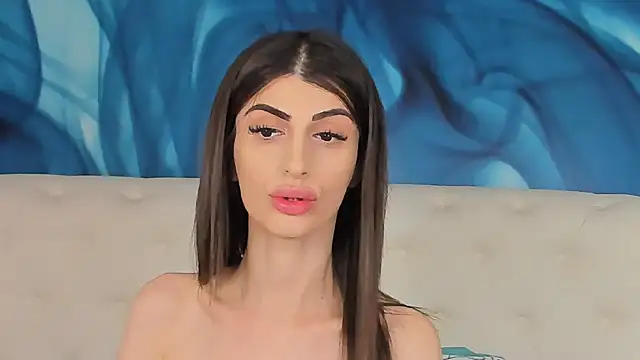 SkinnyDolly online show from February 2026 10:30:02 PM