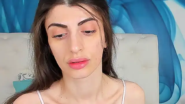 SkinnyDolly online show from May 2026 02:39:01 AM