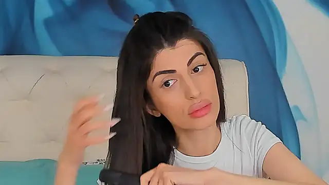 SkinnyDolly online show from May 2026 03:13:02 AM