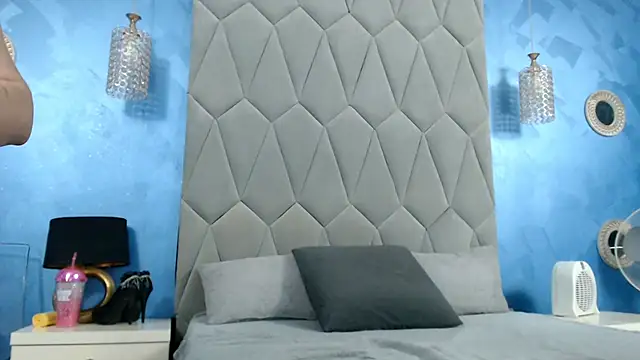 AretiAlisya online show from September 2025 05:21:01 AM