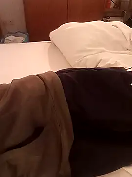 crems77 online show from January 2026 04:04:01 AM