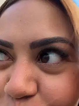 lariic online show from March 2026 08:23:01 PM