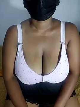 Snapshot of kumaricapalsex2 chatting on November 2025 06:40:01 PM kumaricapalsex2 online show from November 2025 06:40:01 PM