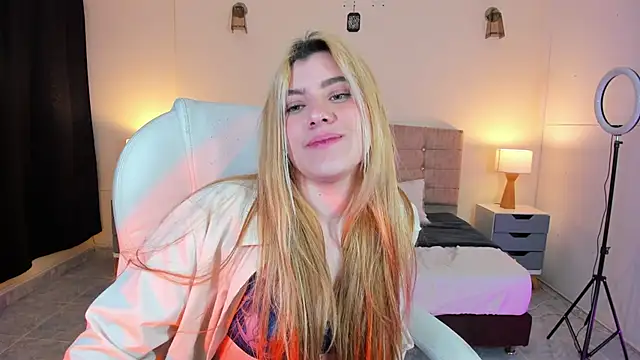 Snapshot of ARITOO_ chatting on December 2024 06:33:02 AM ARITOO online show from December 2024 06:33:02 AM