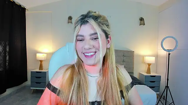 Snapshot of ARITOO_ chatting on December 2024 09:12:02 PM ARITOO online show from December 2024 09:12:02 PM